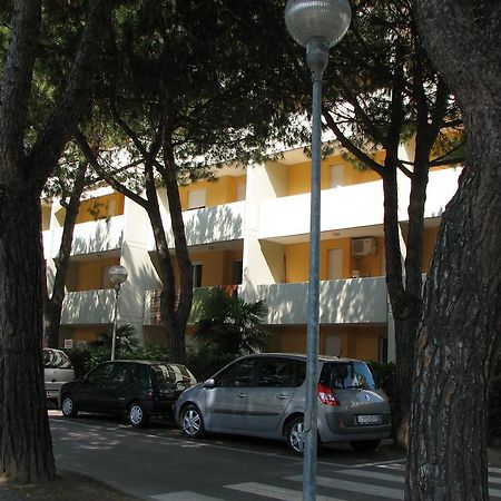 Cinzia Apartment Bibione Exterior photo