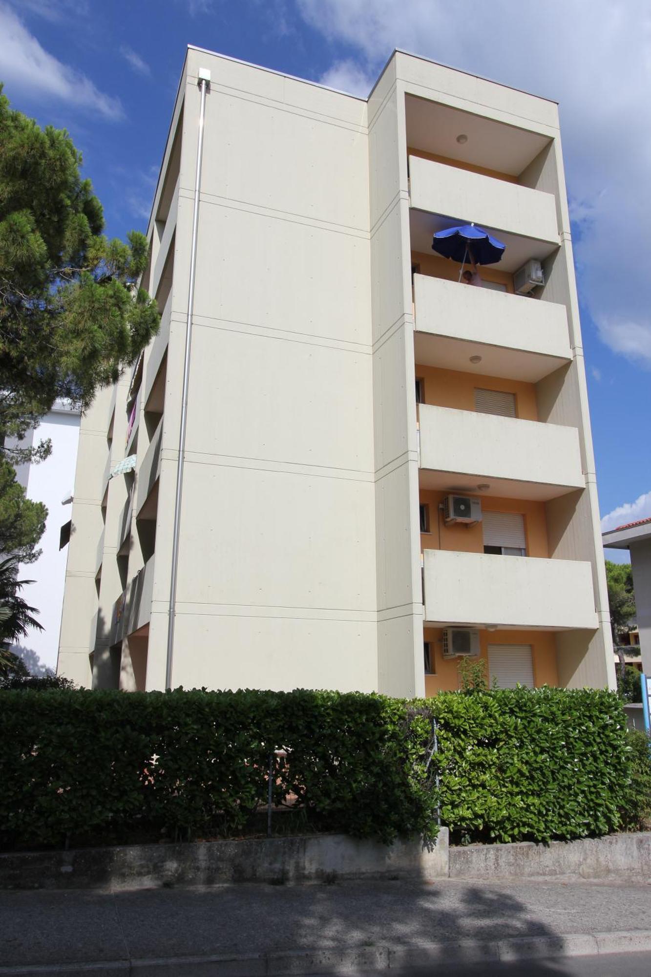 Cinzia Apartment Bibione Exterior photo