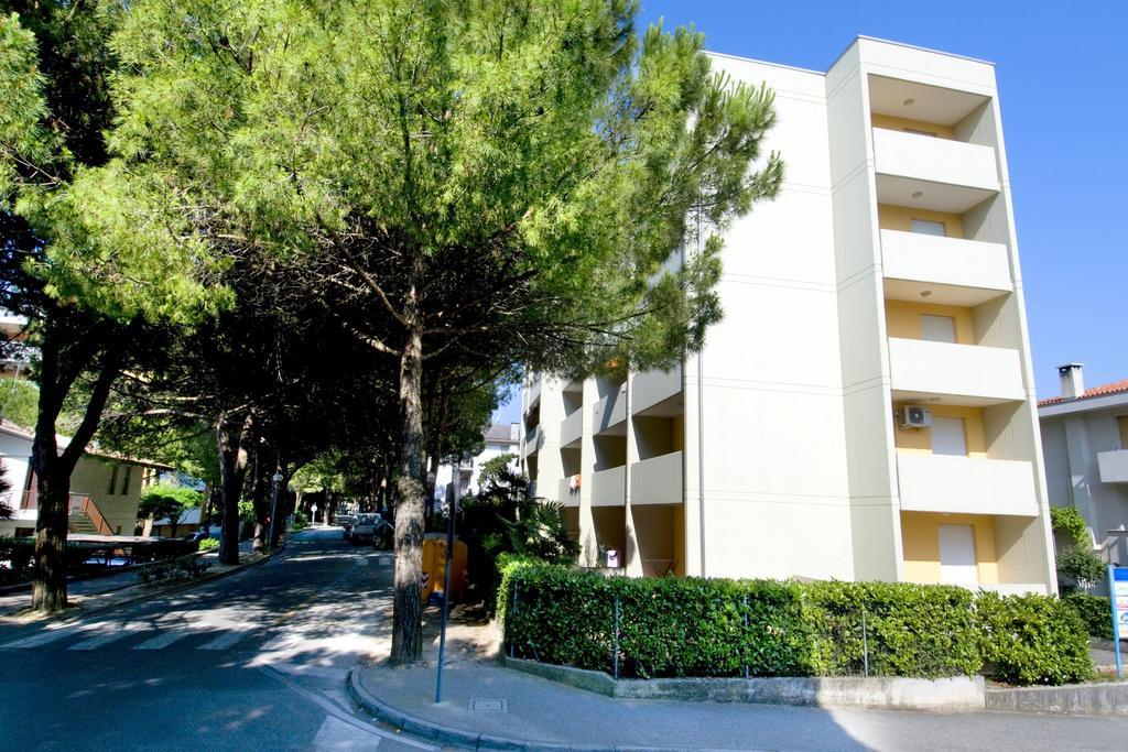Cinzia Apartment Bibione Exterior photo